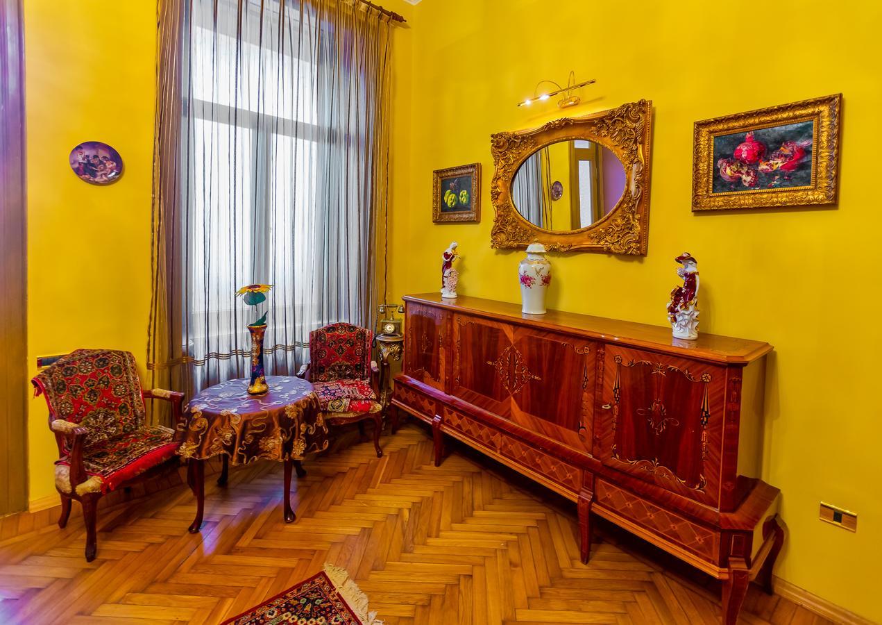 Royal Suite Apartment On Nizami Street Baku Extérieur photo