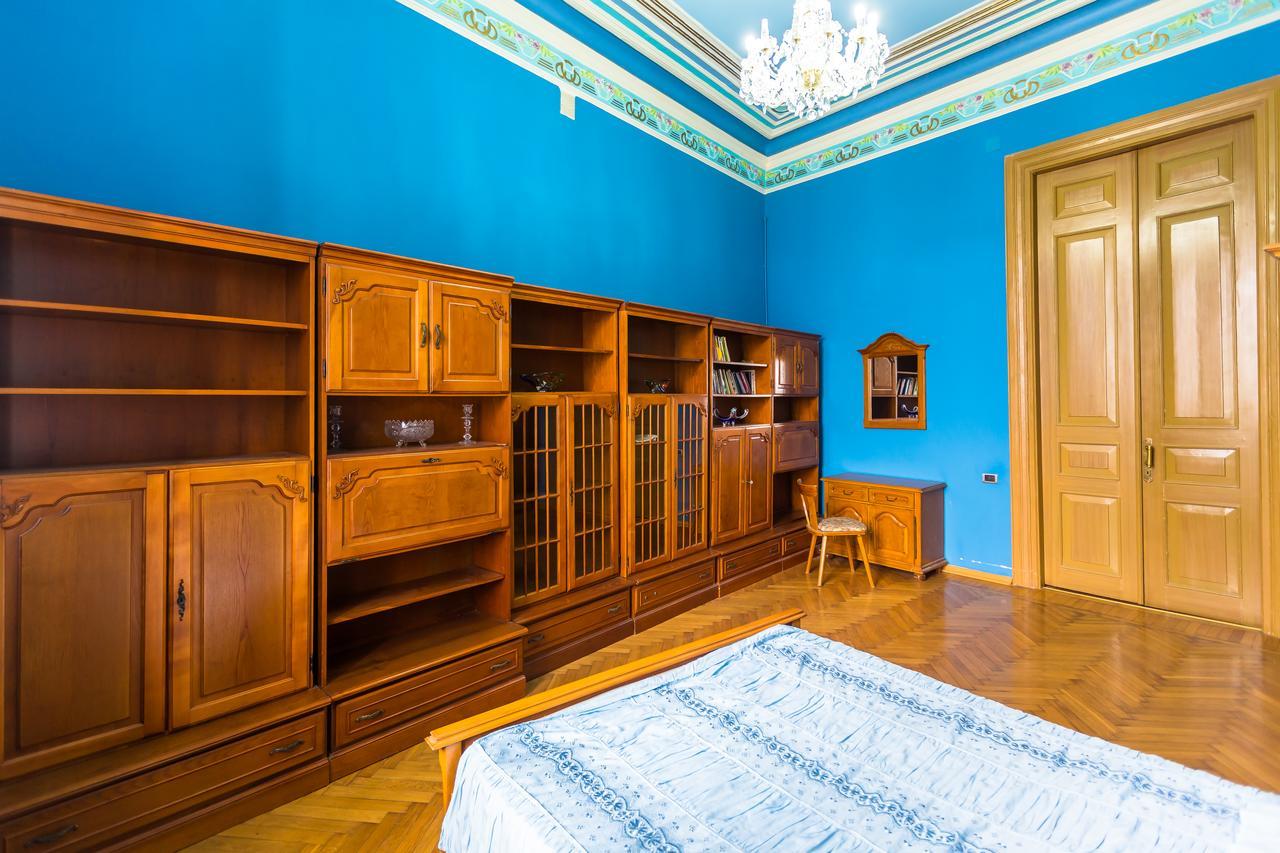 Royal Suite Apartment On Nizami Street Baku Extérieur photo