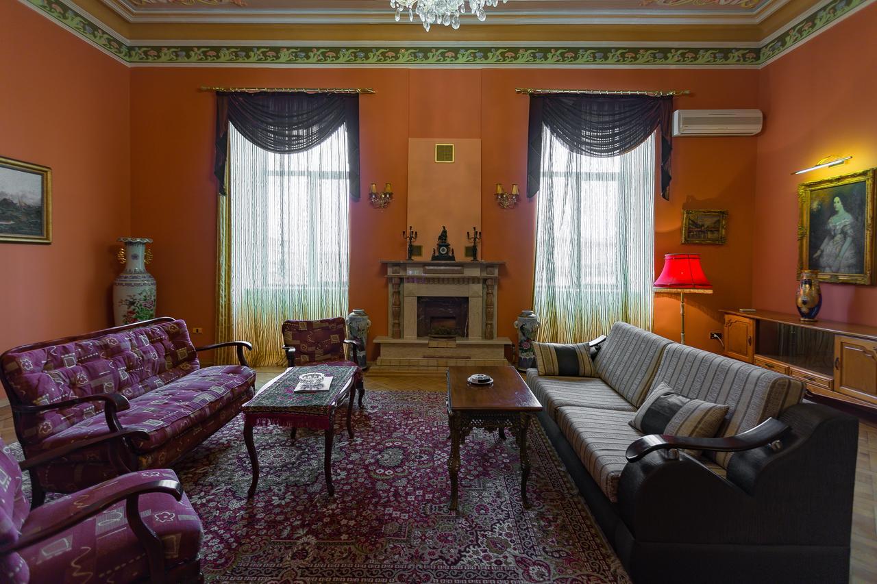Royal Suite Apartment On Nizami Street Baku Extérieur photo