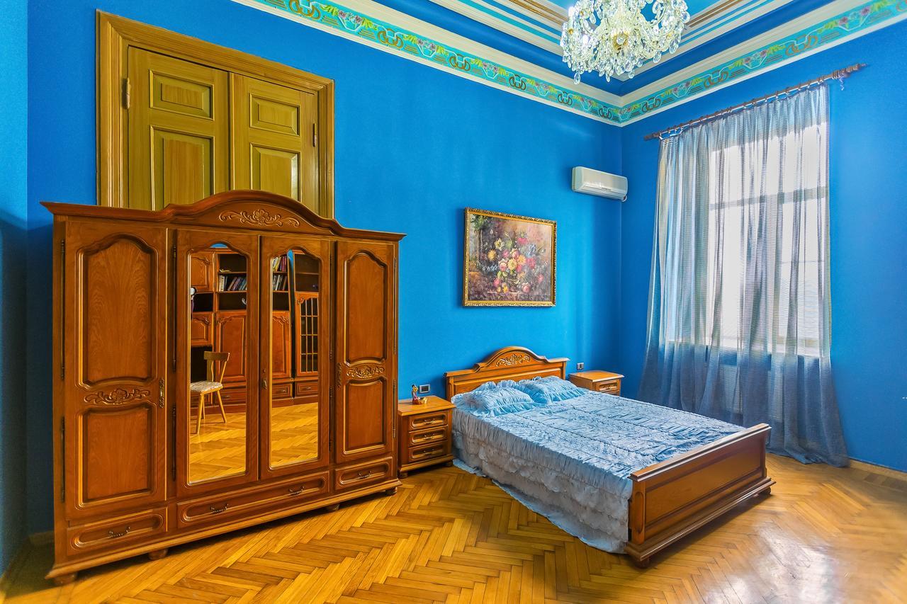 Royal Suite Apartment On Nizami Street Baku Extérieur photo